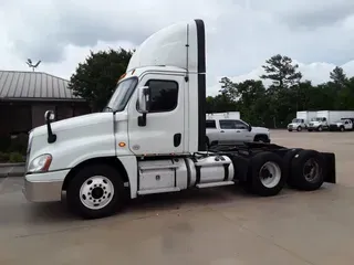 2019 FREIGHTLINER/MERCEDES CASCADIA 125