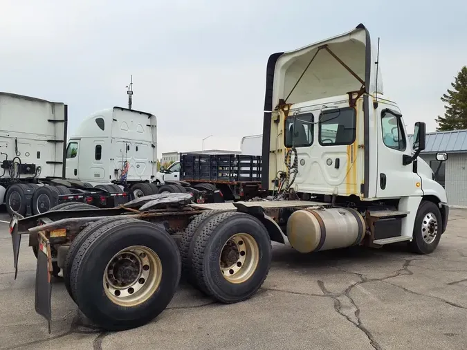 2018 FREIGHTLINER CASCADIA 125