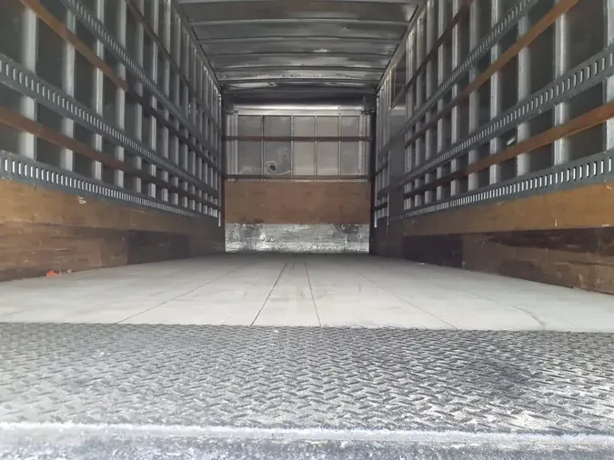 2019 FREIGHTLINER/MERCEDES M2 106