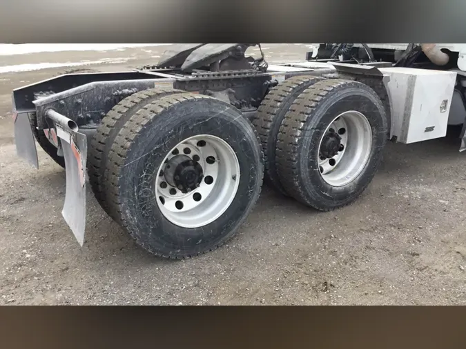 2021 Freightliner Cascadia 126