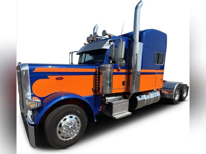 2023 Peterbilt 389957f226f5a51618e4838981f9566701c