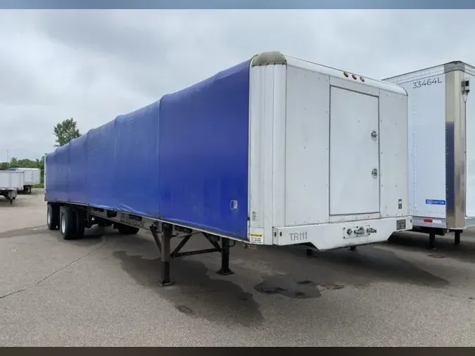 2011 Benson Flatbed w/ Curtain Kit