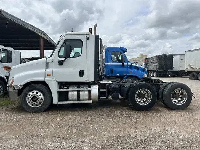 2017 FREIGHTLINER CASCADIA 125