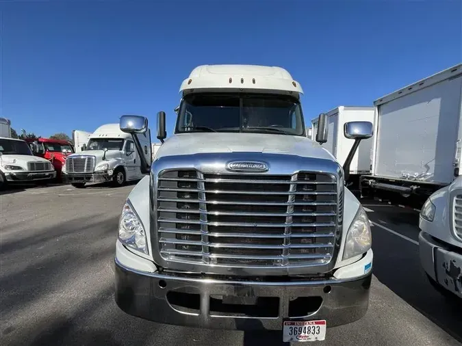 2019 FREIGHTLINER/MERCEDES CASCADIA 125