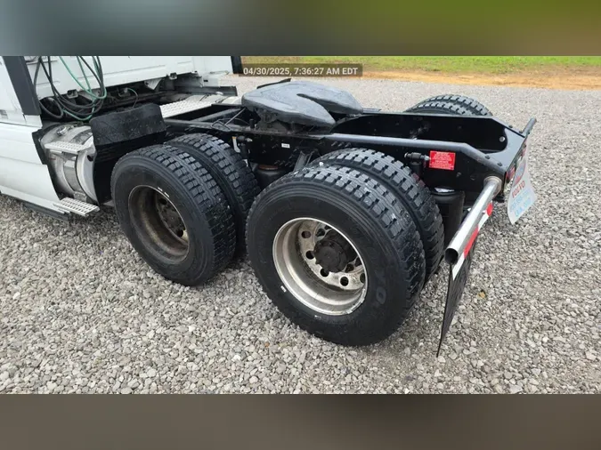 2018 Volvo VNL 740