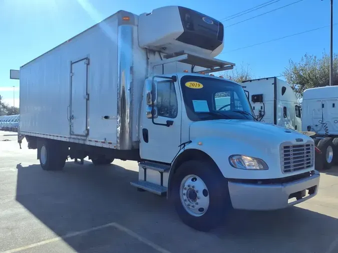 2019 FREIGHTLINER/MERCEDES M2 106