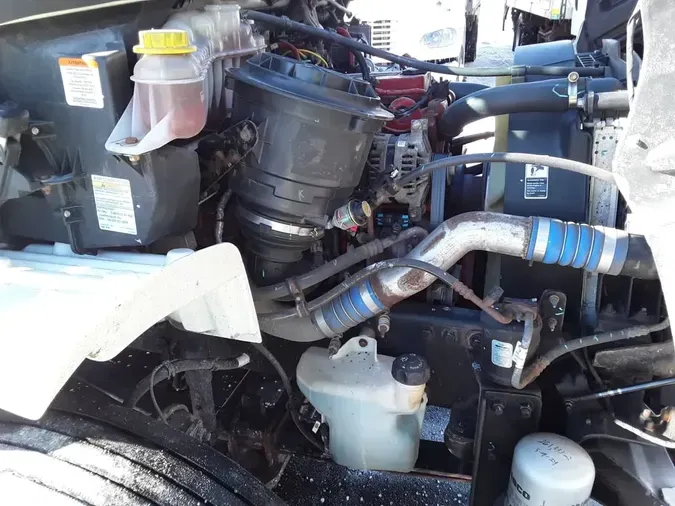 2020 FREIGHTLINER/MERCEDES M2 106