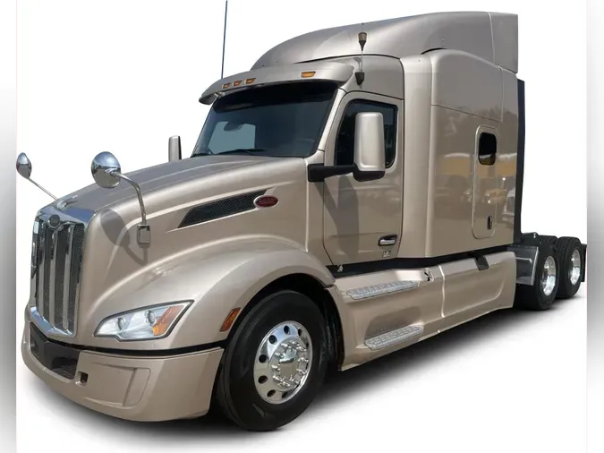 2023 Peterbilt 579959572e046f9a1524af48171bd58bfe9