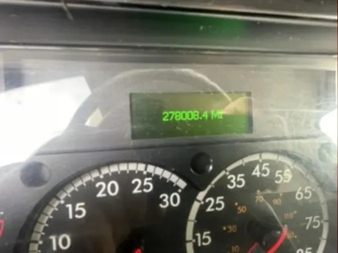 2019 FREIGHTLINER/MERCEDES M2 106