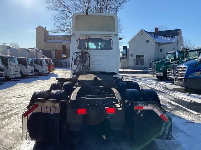 2019 NAVISTAR INTERNATIONAL LT625 DAYCAB T/A
