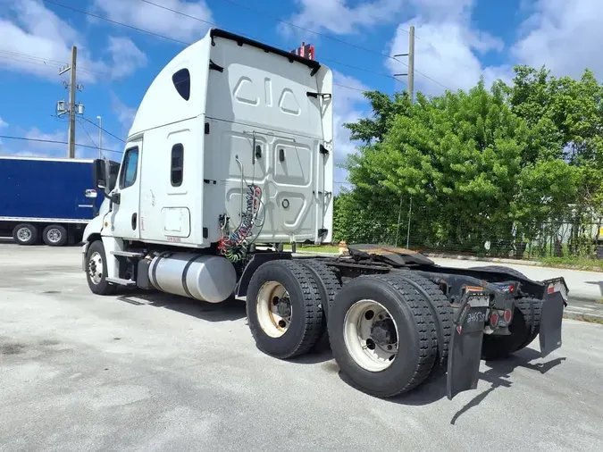 2020 FREIGHTLINER CASCADIA 125