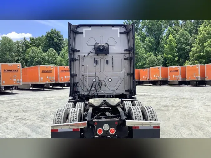 2023 Freightliner Cascadia 126