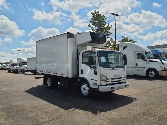 2019 ISUZU NRR