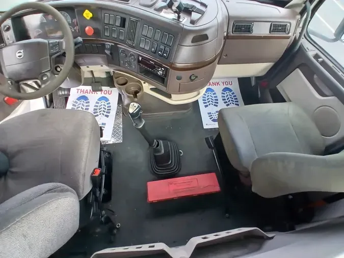 2016 VOLVO VNL42TRACTOR