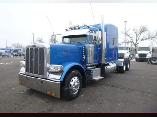 2019 Peterbilt 389