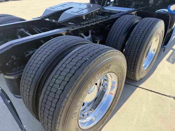 2022 International LT625