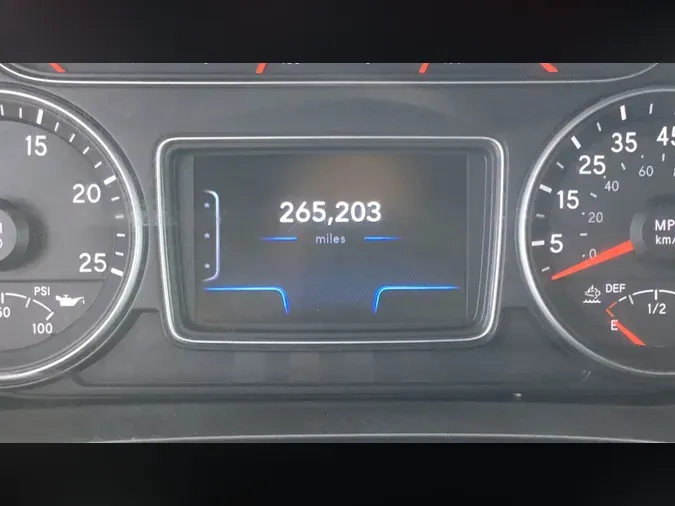 2022 International LT625
