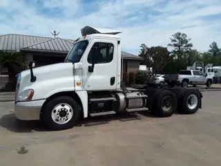 2015 FREIGHTLINER/MERCEDES CASCADIA 125