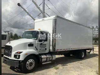 2023 MACK MD MD6