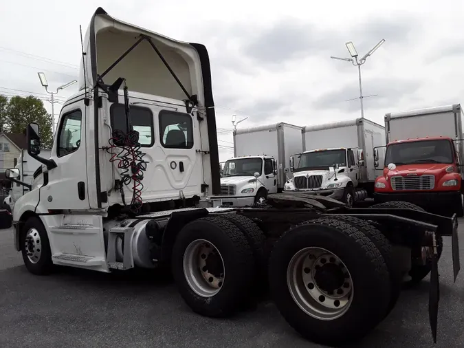 2019 FREIGHTLINER/MERCEDES NEW CASCADIA PX12664