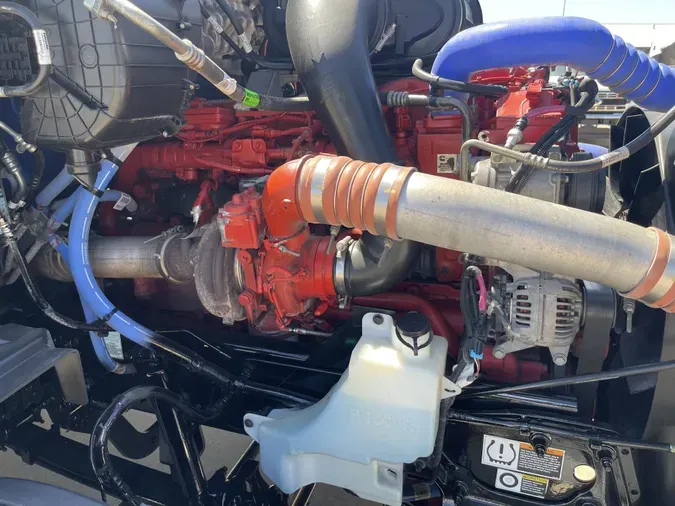 2023 Peterbilt 579