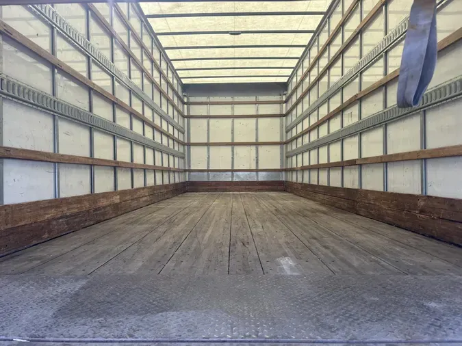 2020 Hino 268A