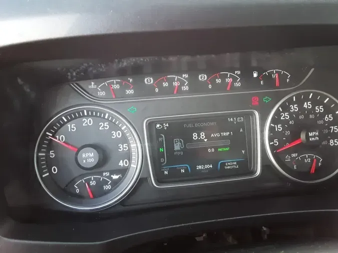 2020 NAVISTAR INTERNATIONAL MV607 (4X2)