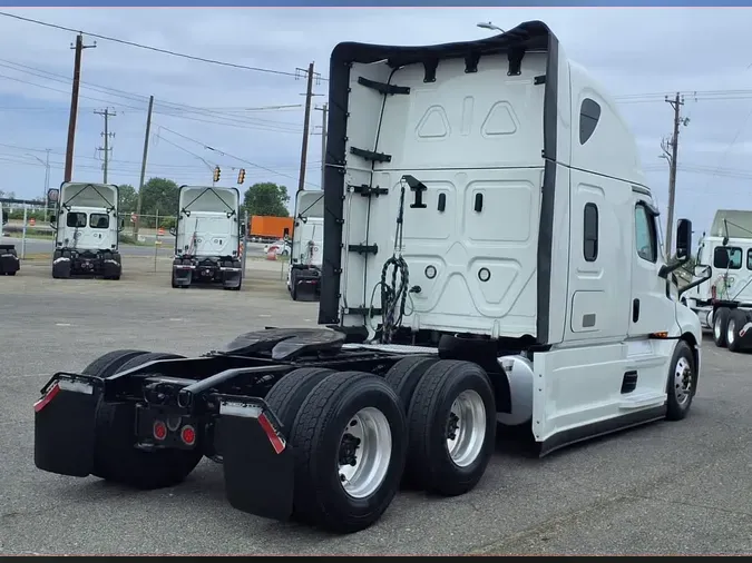 2022 FREIGHTLINER/MERCEDES NEW CASCADIA 12695bfb86c897edd3a0f8eee7be7d5bc24