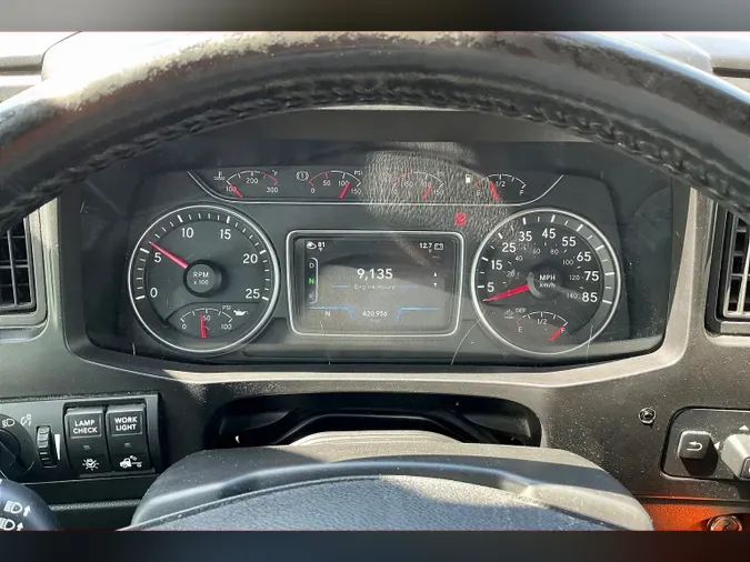 2021 INT LT625 6x4