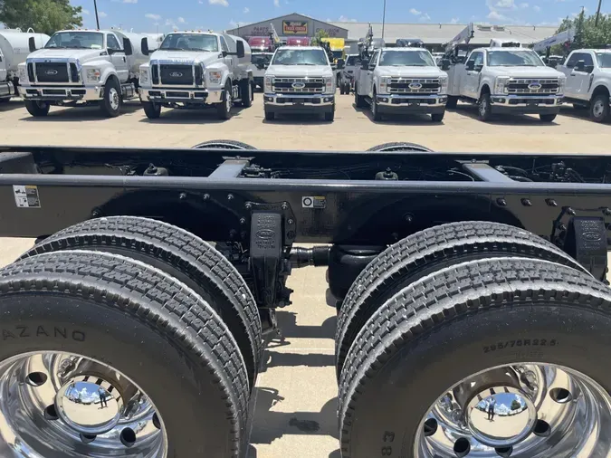 2019 Peterbilt 567