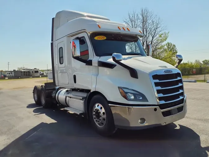 2020 FREIGHTLINER/MERCEDES NEW CASCADIA 116