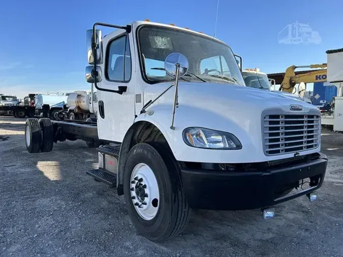 2019 FREIGHTLINER BUSINESS CLASS M2 106