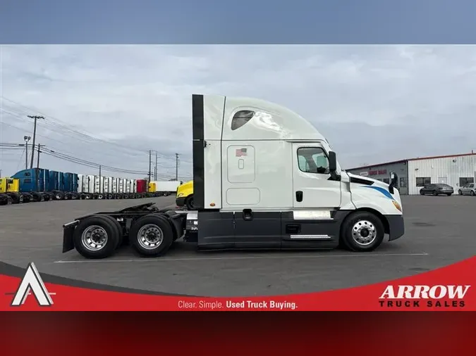 2021 FREIGHTLINER CA126