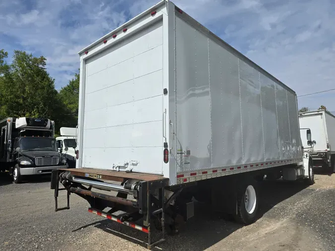 2018 FREIGHTLINER/MERCEDES M2 106