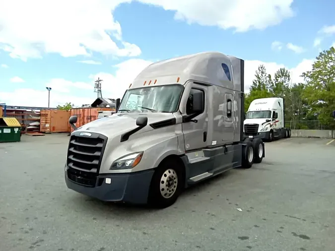 2022 Freightliner Cascadia