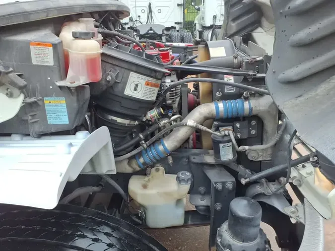 2018 FREIGHTLINER/MERCEDES M2 10695d4dad2c7e826b8b6c09ab5a172e0c9