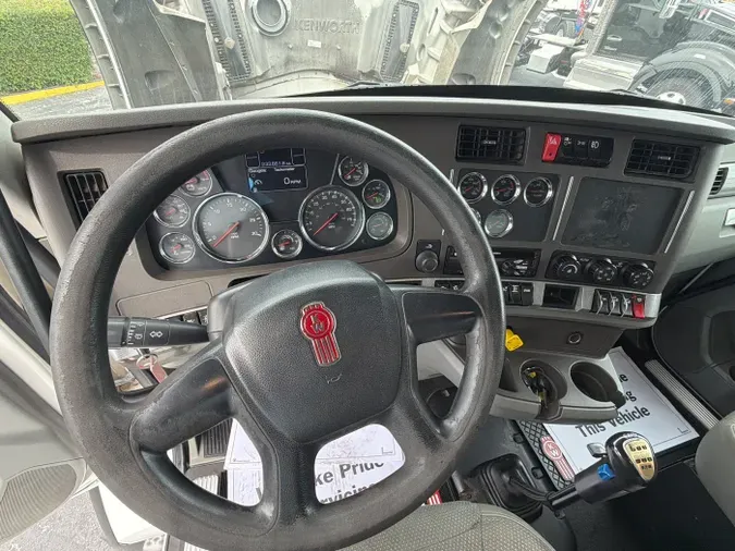 2018 Kenworth T880 Short Hood95d5e4559bc15f8c197ba0a42b223638