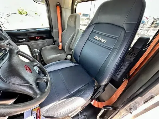 2012 Peterbilt 365