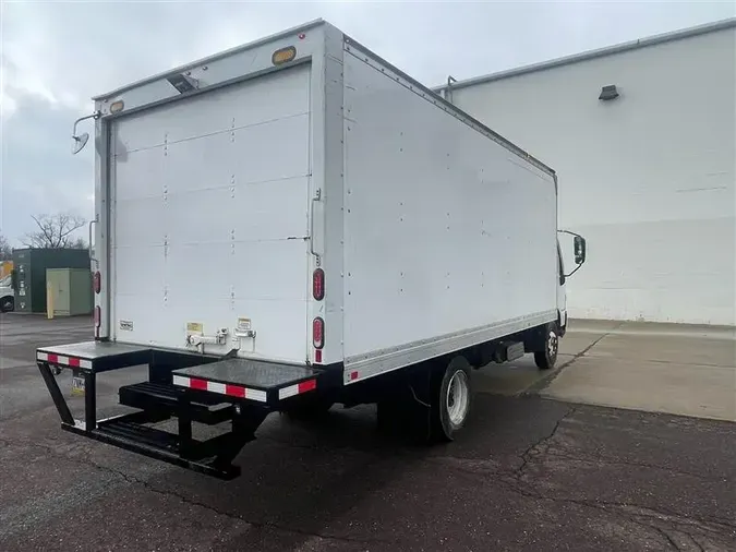2019 HINO 195