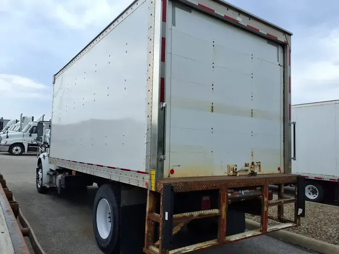 2019 FREIGHTLINER M2 106