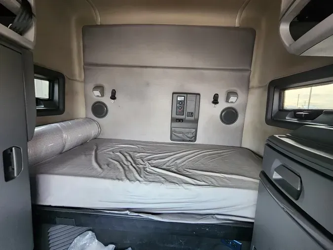 2019 VOLVO VNL64T74095ddac0cce83ba465c4fa747fee9c291