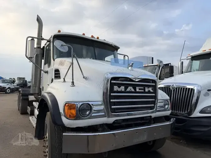 2007 MACK GRANITE CV713