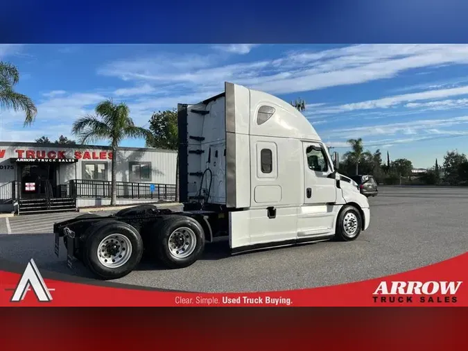 2020 FREIGHTLINER CA126