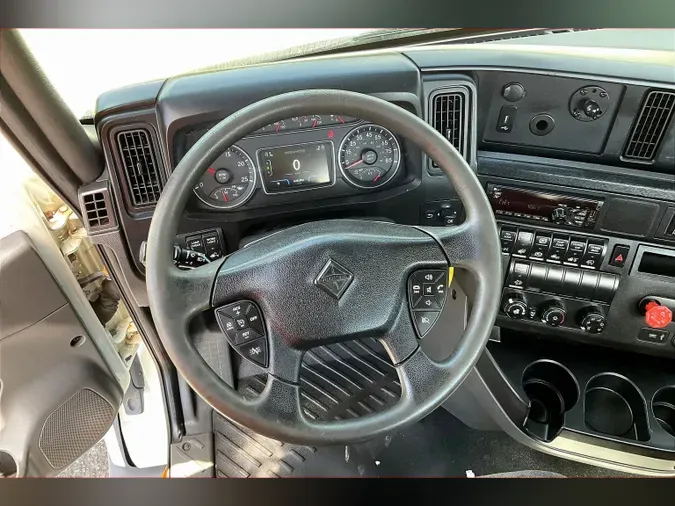 2021 INT LT625 6x4