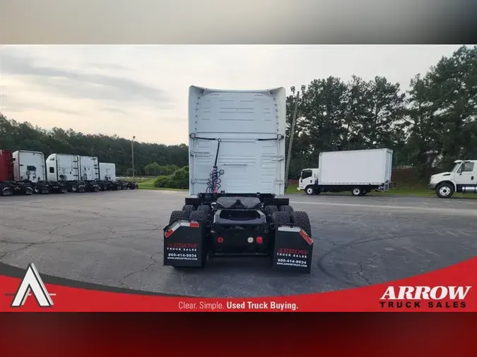 2020 VOLVO VNL760