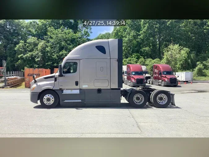 2021 Freightliner Cascadia