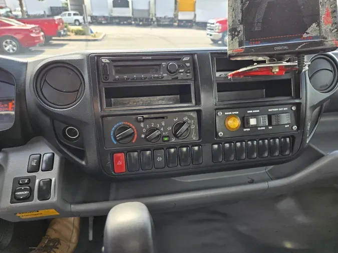 2018 Hino 195