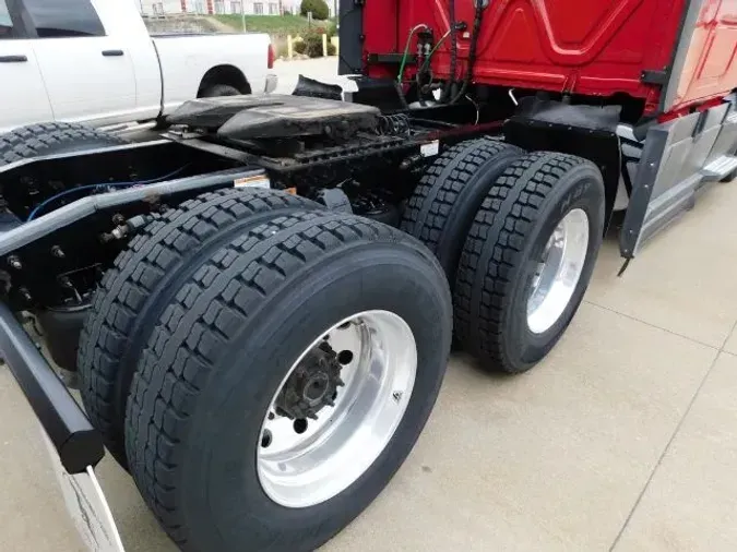 2020 Freightliner Cascadia