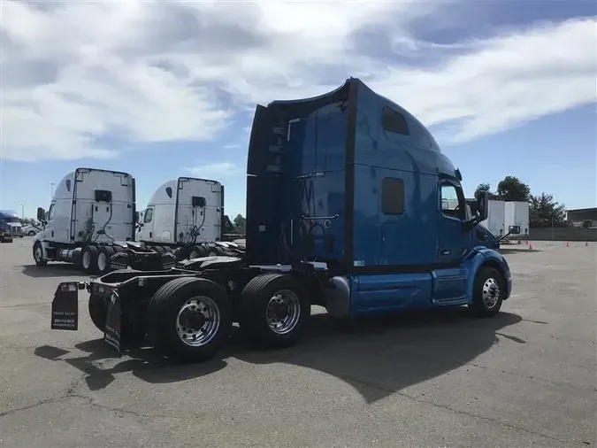 2022 PETERBILT 579
