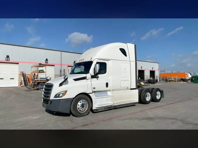 2023 Freightliner Cascadia 12695ee43c751c13373bdfee25f04c9ddae